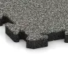 La vue détaillée sur les bords du produit WARCO 3407, Tapis de Protection Fitness HD, au format 1000 x 1000 x 40 mm, en couleur Granit classique.