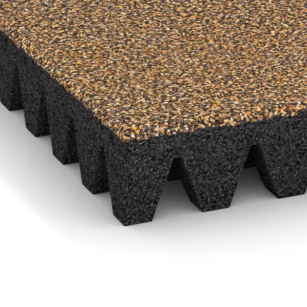 Detailaufnahme der Randausprägung von WARCO-Produkt 5371, Fallschutzplatte, Format 500 x 500 x 80 mm, Farbe Rattan Lounge.