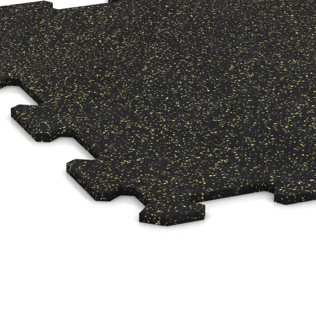 Detailaufnahme der Randausprägung von WARCO-Produkt 0910, Treppenfliese, Format 485 x 485 x 8 mm | 0,235 m², Farbe Leicht Gelb Gesprenkelt.