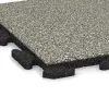 Detailaufnahme der Randausprägung von WARCO-Produkt 1208, Poolfliese Classic, Format 500 x 500 x 30 mm, Farbe Heller Granit.