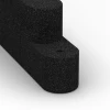 Detailaufnahme der Randausprägung von WARCO-Produkt 6639, Gummi-Randstein, Format 100 x 15 x 30 cm, Farbe Anthrazit.