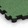 La vue détaillée sur les bords du produit WARCO 5239, Dalle plage de piscine sans joints, au format 306 x 306 x 30 mm, en couleur Vert pâle.