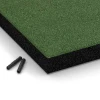 Detailaufnahme der Randausprägung von WARCO-Produkt 6267, Fallschutzplatte – 180 cm, Format 50 x 50 x 6 cm, Farbe Grasgrün.