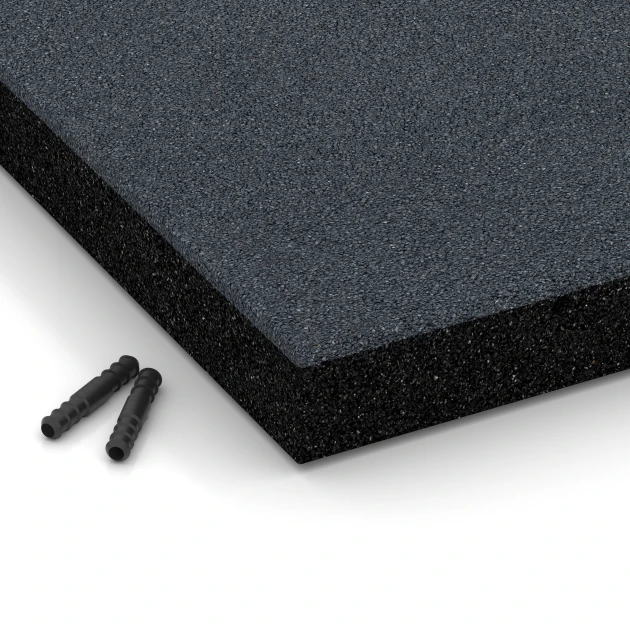 Detailaufnahme der Randausprägung von WARCO-Produkt 6269, Fallschutzplatte – 180 cm, Format 50 x 50 x 6 cm, Farbe Schiefergrau.