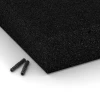 Detailaufnahme der Randausprägung von WARCO-Produkt 6277, Fallschutzplatte – 300 cm, Format 50 x 50 x 11 cm, Farbe Anthrazit.