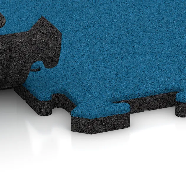 Großaufnahme vom Verbindungssystem von WARCO-Boden 5296 - Poolfliese im Farbdesign Himmelblau. Abmessungen 500 x 500 x 30 mm.