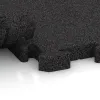 Le gros plan sur le système de connexion des revêtements de sol WARCO 5163 - Dalle d’angle HD en couleur Anthracite. Les dimensions 485 x 485 x 40 mm.