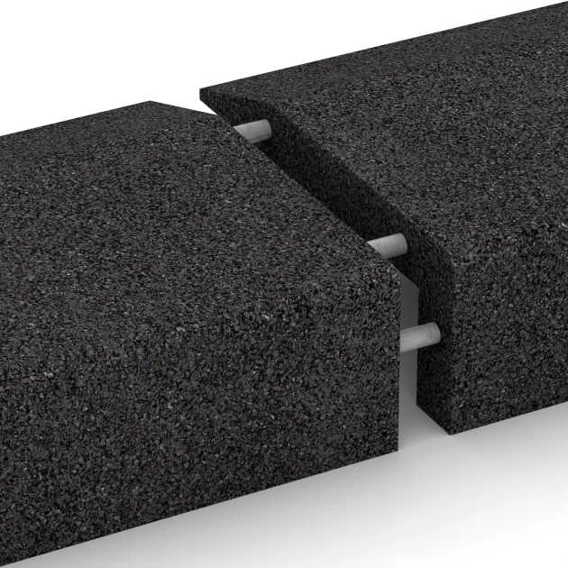 Le gros plan sur le système de connexion des revêtements de sol WARCO 2607 - Bordure en caoutchouc en forme de L en couleur Anthracite. Les dimensions 100 × 40 cm | 5/15 cm.