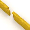 Großaufnahme vom Verbindungssystem von WARCO-Boden 4288 - Wandschutz Sockelleiste im Farbdesign Zitronengelb. Abmessungen 750 x 20 x 80 mm.