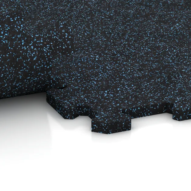 Großaufnahme vom Verbindungssystem von WARCO-Boden 0993 - Fitnessboden Kompakt im Farbdesign Leicht Blau Gesprenkelt. Abmessungen 485 x 485 x 16 mm | 0,235 m².