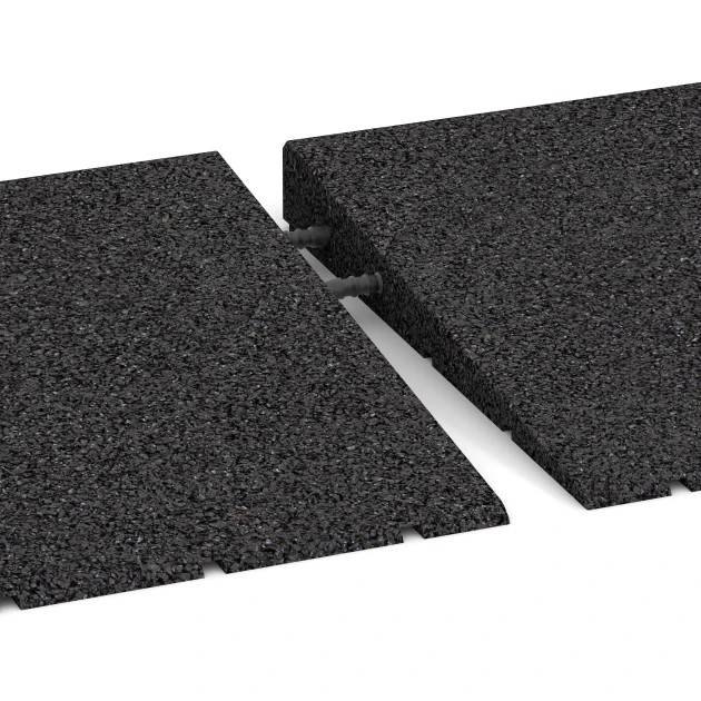 Großaufnahme vom Verbindungssystem von WARCO-Boden 2428 - Übergangsrampe 75 cm im Farbdesign Anthrazit. Abmessungen 75 x 30 cm | 8 < 40 mm.
