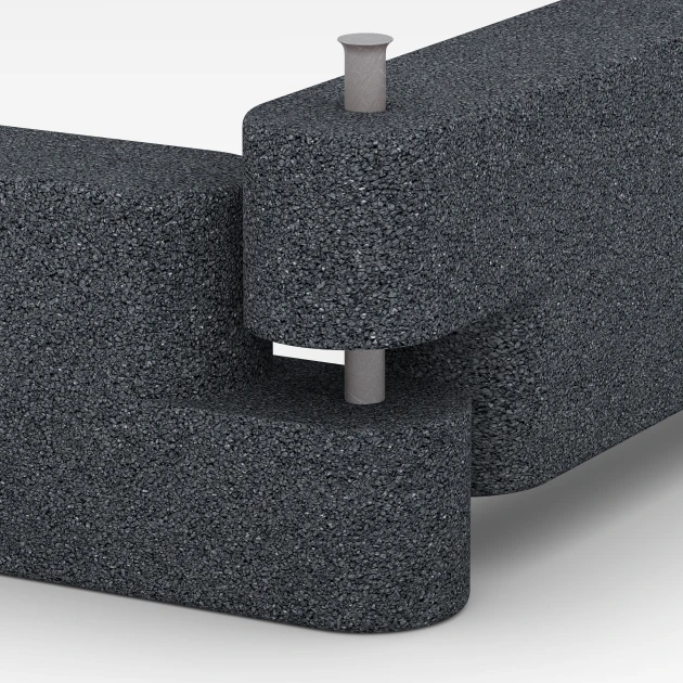 Le gros plan sur le système de connexion des revêtements de sol WARCO 6642 - Bordure en caoutchouc en couleur Gris ardoise. Les dimensions 100 x 15 x 30 cm.