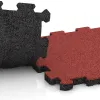 Großaufnahme vom Verbindungssystem von WARCO-Boden 5967 - Treppenfliese im Farbdesign Rose. Abmessungen 306 x 306 x 20 mm.