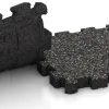 Le gros plan sur le système de connexion des revêtements de sol WARCO 6104 - Dalle plage de piscine sans joints en couleur Granit foncé. Les dimensions 306 x 306 x 30 mm.