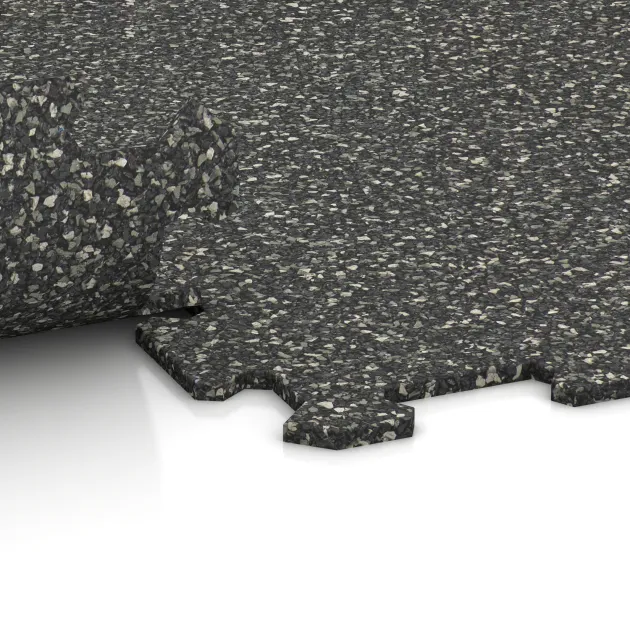 Le gros plan sur le système de connexion des revêtements de sol WARCO 1019 - Sol de Fitness Compact en couleur Granit foncé. Les dimensions 970 x 970 x 8 mm.