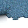 Le gros plan sur le système de connexion des revêtements de sol WARCO 1029 - Sol de Fitness Compact en couleur Atlantique. Les dimensions 970 x 970 x 8 mm.