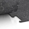 Le gros plan sur le système de connexion des revêtements de sol WARCO 3779 - Revêtement sportif Fitness Performance Elite en couleur Gris doux moucheté. Les dimensions .