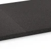 Großaufnahme vom Verbindungssystem von WARCO-Boden 6483 - Funktionsplatte Kl. 3 im Farbdesign Anthrazit. Abmessungen 52 x 52 x 2,7 cm.