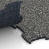 Le gros plan sur le système de connexion des revêtements de sol WARCO 6805 - Sol agility pour chiens en couleur Granit gris foncé. Les dimensions 97,1 x 97,1 × 1,8 cm.