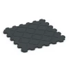 Aufsicht auf die Unterseite, also die Bodenseite von WARCO-Formteil 6322 - Fitness-Bodenschutzmatte im Format 102,5 x 102,5 x 3 cm | 1,05 m².