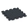 Aufsicht auf die Unterseite, also die Bodenseite von WARCO-Formteil 6846 - Fitness Active Floor System im Format 44,6 x 44,6 × 2,8 cm.