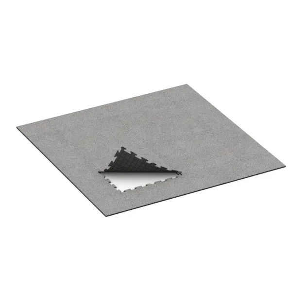 La situation d'installation typique du produit 4598 de WARCO - Dalle sportive 1,8 cm, en couleur Gris mélange dans les dimensions 1000 x 1000 x 18 mm.