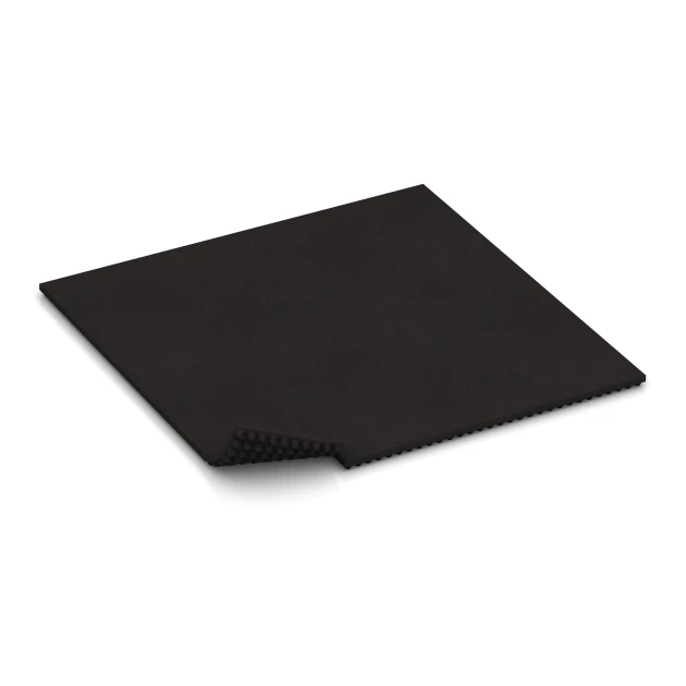 La situation d'installation typique du produit 3643 de WARCO - Tapis d’écurie de luxe, en couleur Anthracite dans les dimensions 100 × 50 × 5,5 cm.