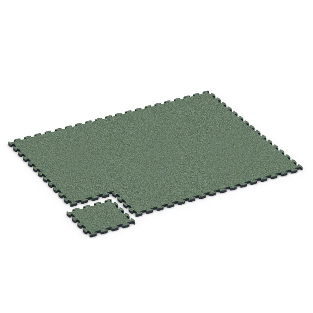 La situation d'installation typique du produit 6843 de WARCO - Fitness Active dalle, en couleur Gazon anglais dans les dimensions 44,6 x 44,6 × 2,8 cm.
